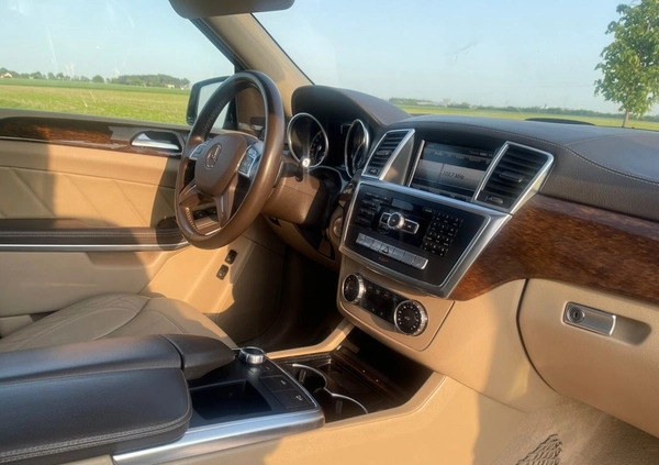 Mercedes-Benz GL cena 129000 przebieg: 167000, rok produkcji 2013 z Jarocin małe 379